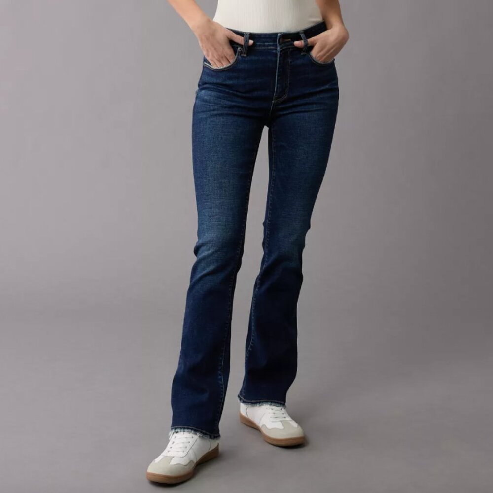 AE Curvy Skinny Kick Jeans size 10